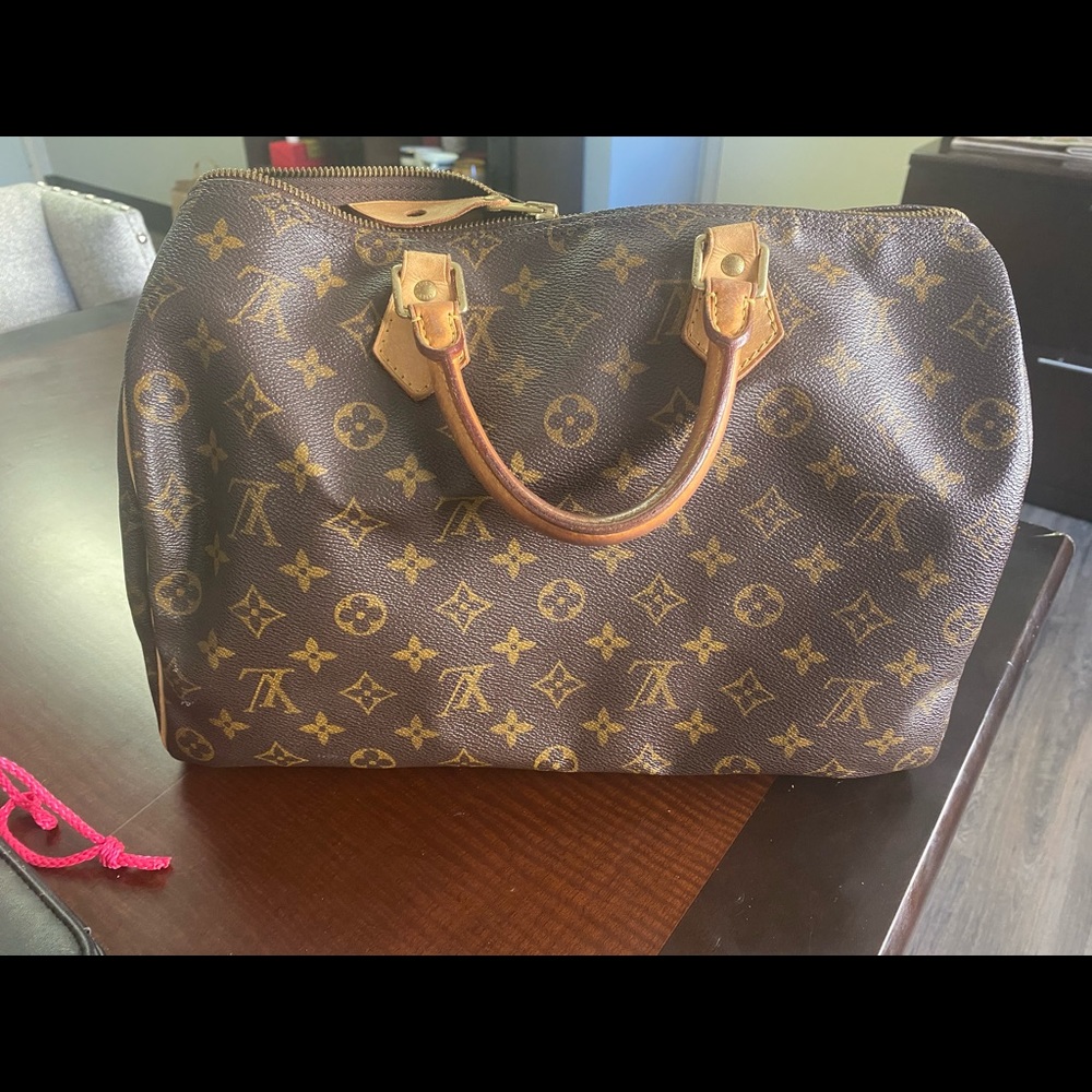 Louis Vuitton Speedy 35